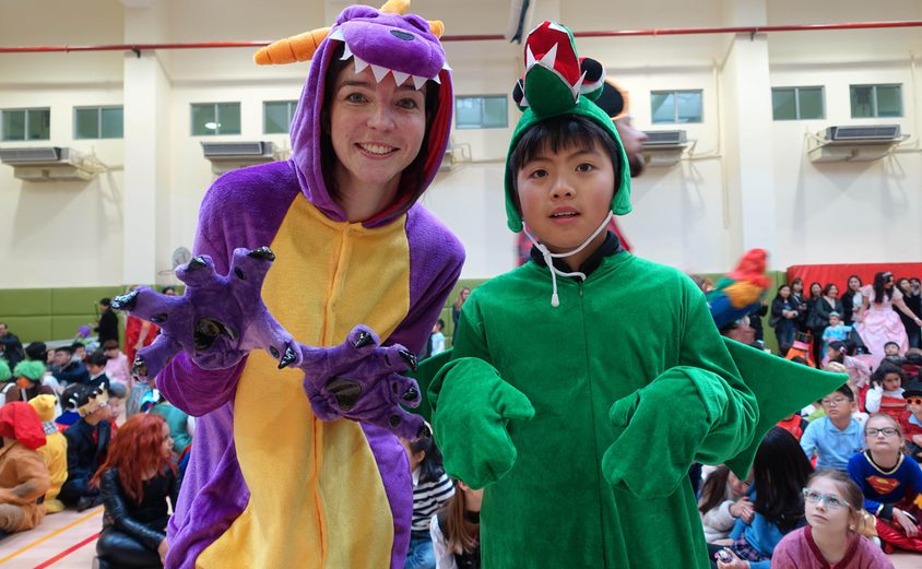 2018 Britannica book week 11