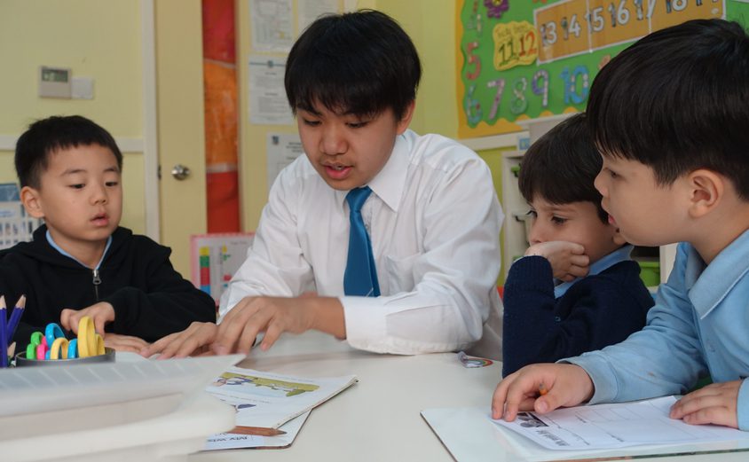 2018 Britannica book week 6