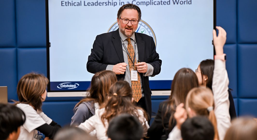 ZGD 6483 opq4454693910